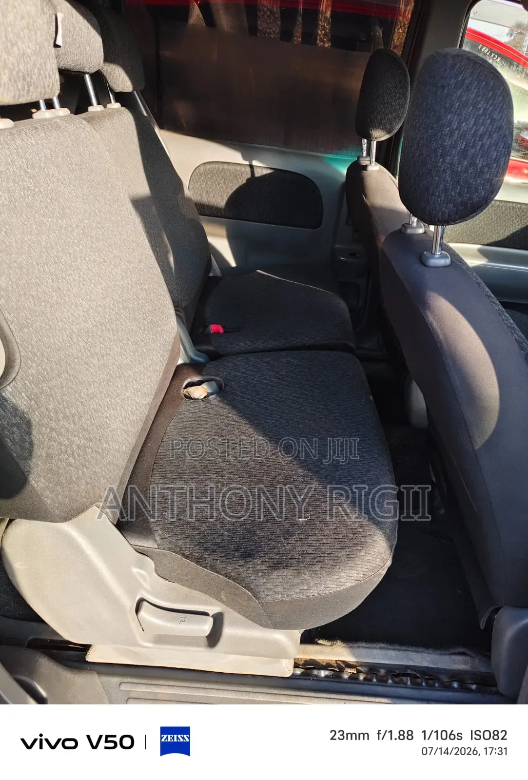 Toyota Sienta 1.5 FWD 2013 Burgundy
