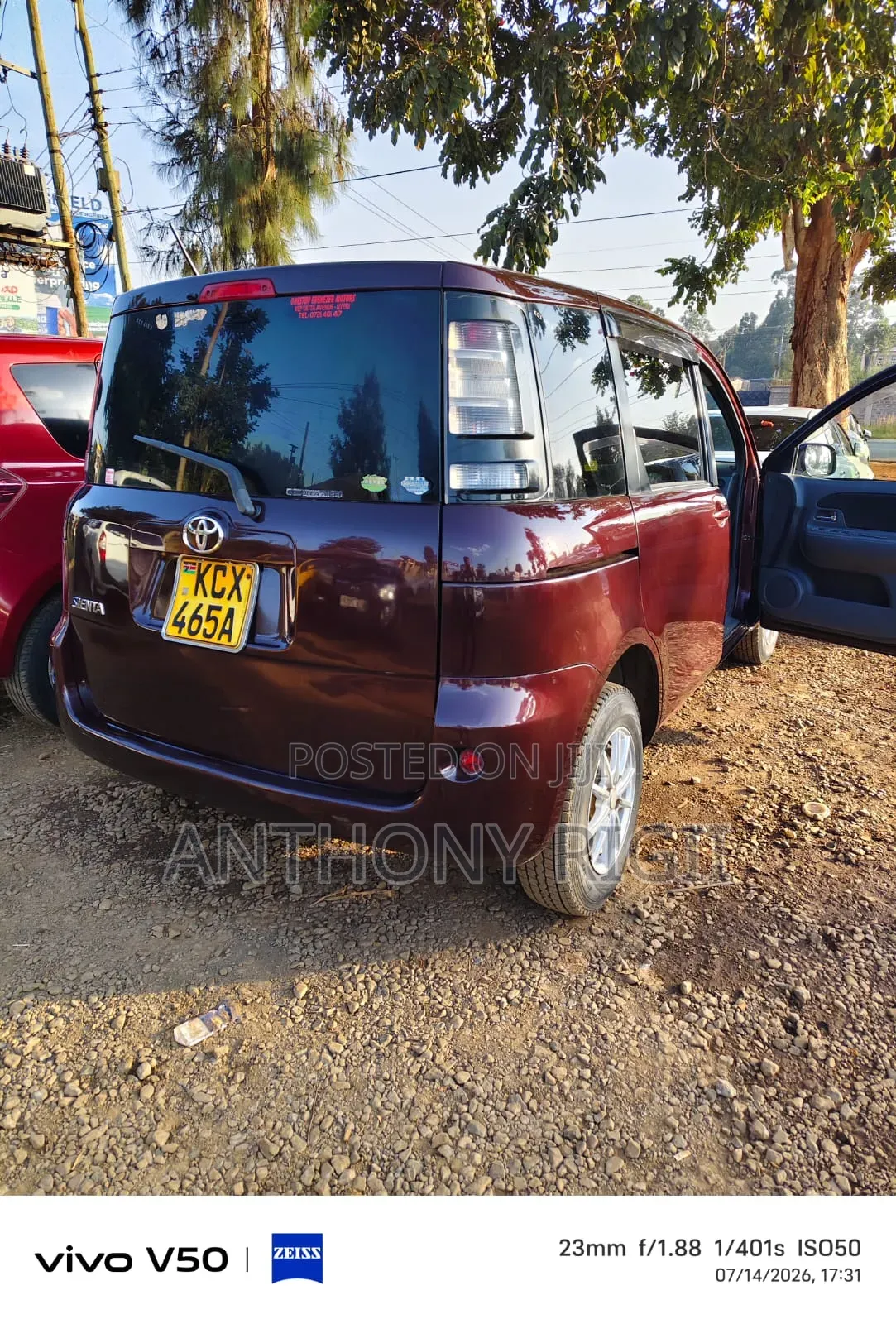 Toyota Sienta 1.5 FWD 2013 Burgundy