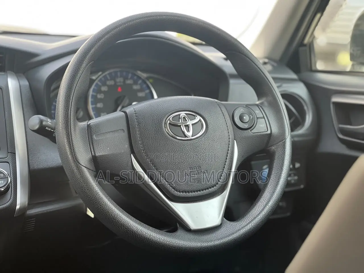 Toyota Corolla Fielder 1.5 Hybrid FWD 2020 Black