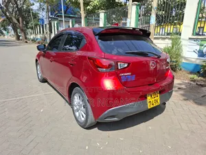 Mazda Demio 2018 Maroon