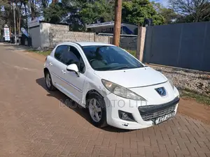 Peugeot 207 2012 White