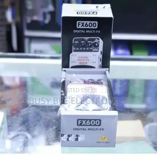 Behringer FX600 Guitar Effects Pedal - thumbnail 9