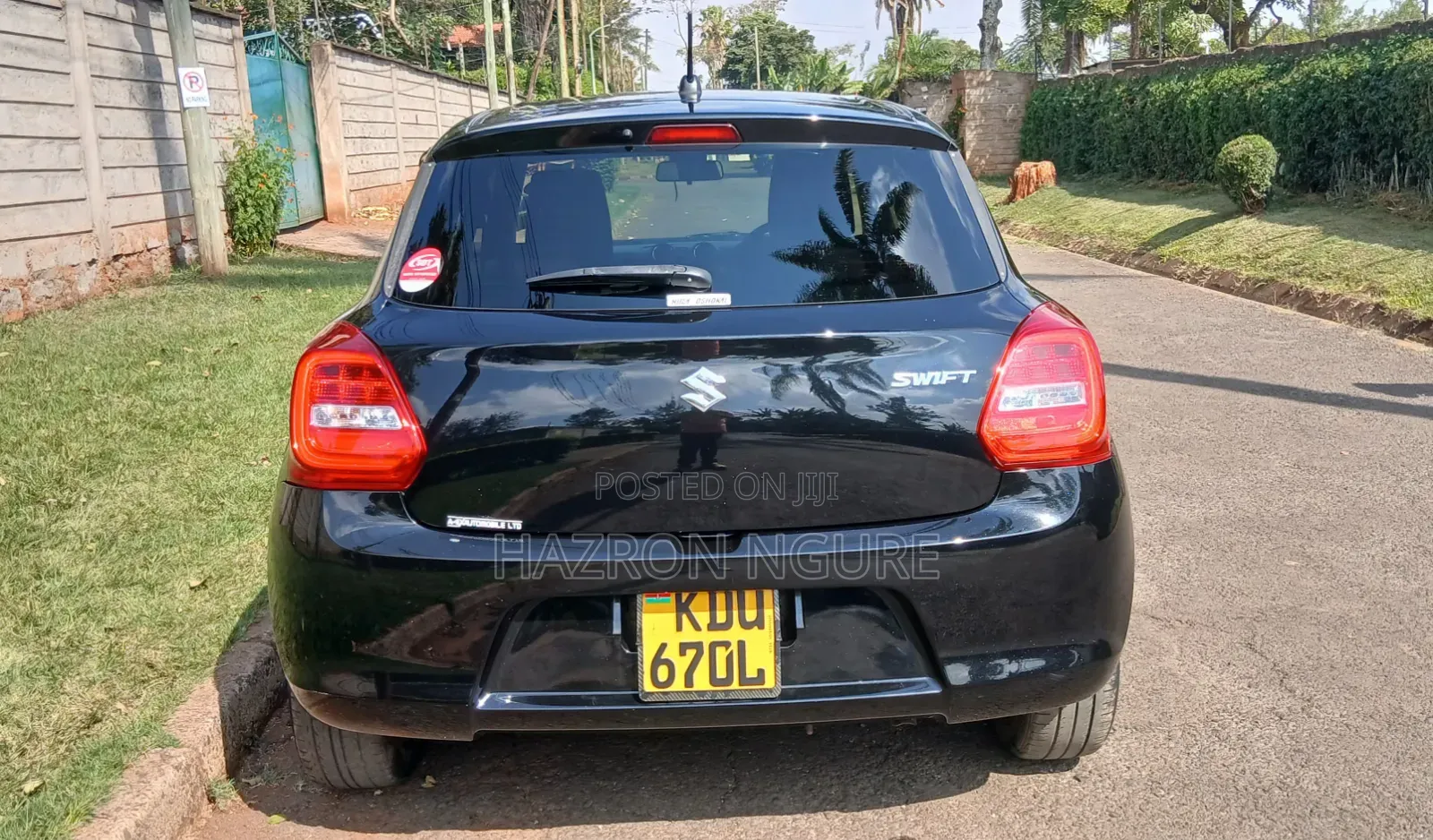 Suzuki Swift 2018 Black