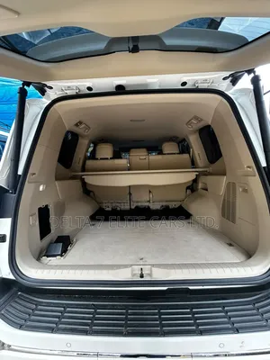 Toyota Land Cruiser 2024 White