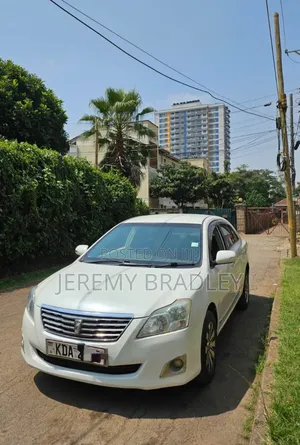 Toyota Premio 2013 White