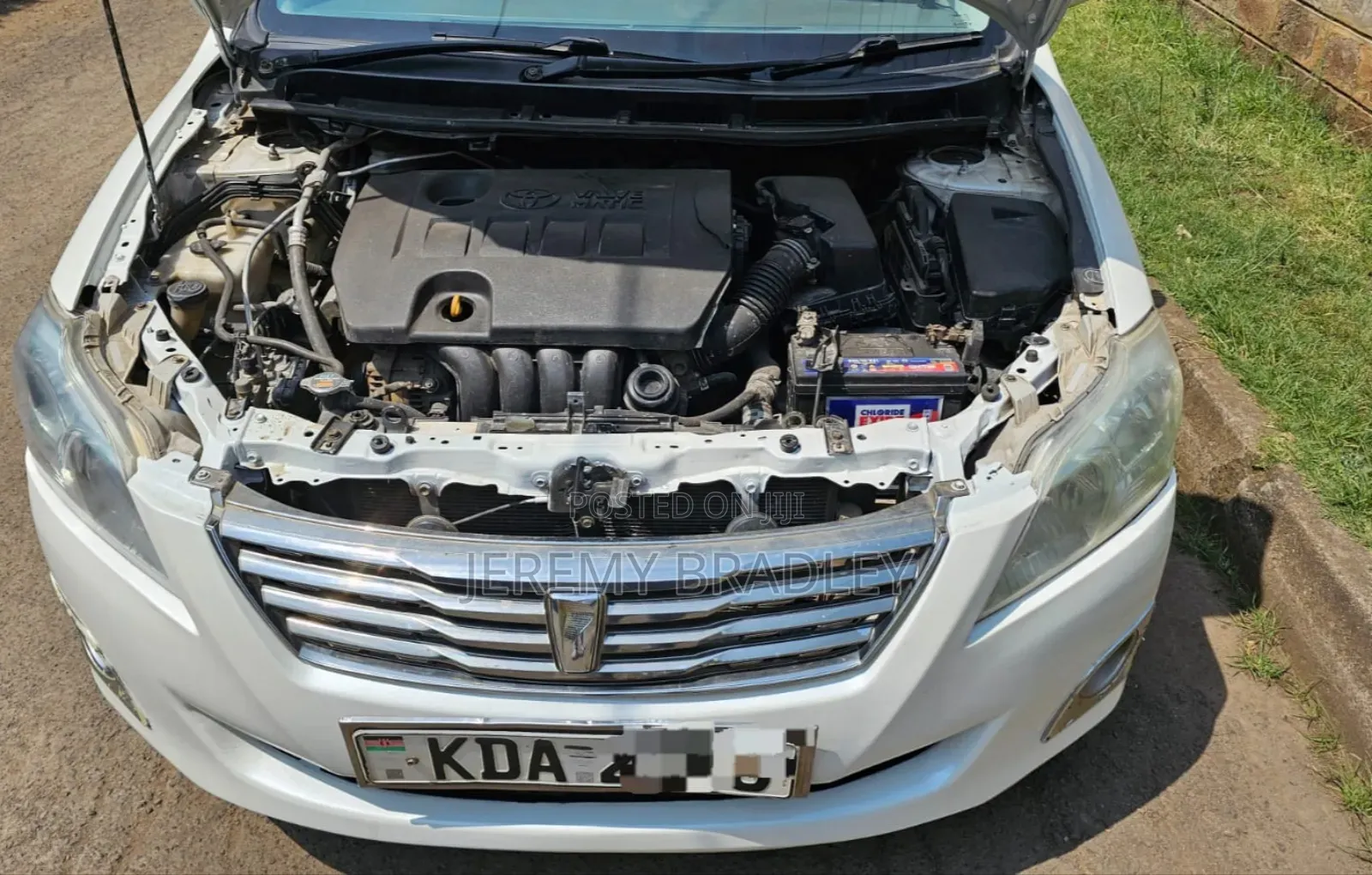 Toyota Premio 2013 White