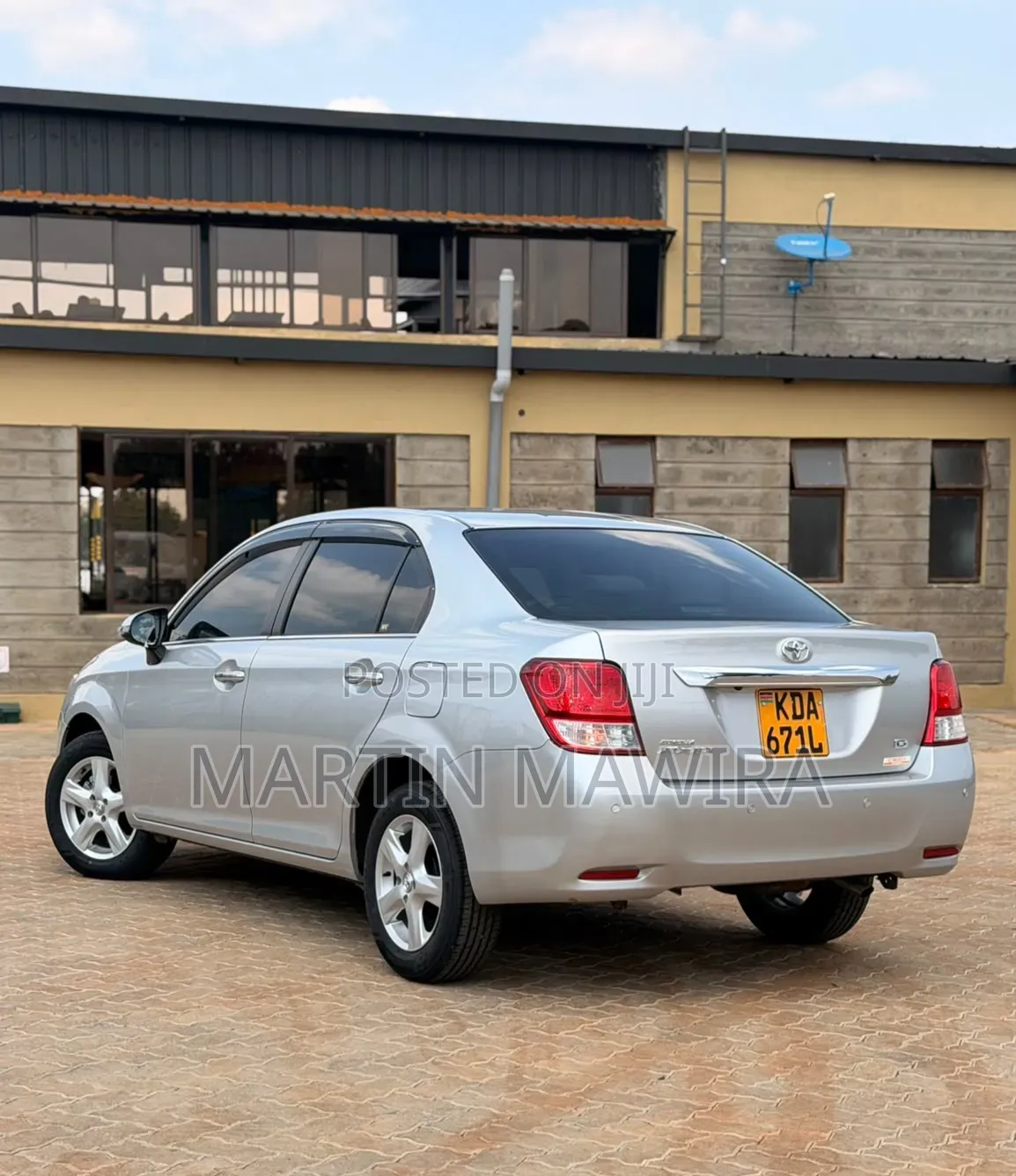 Toyota Axio 2013 Silver
