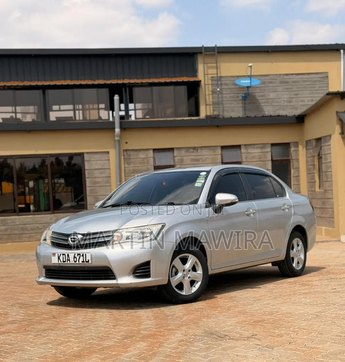 Toyota Axio 2013 Silver