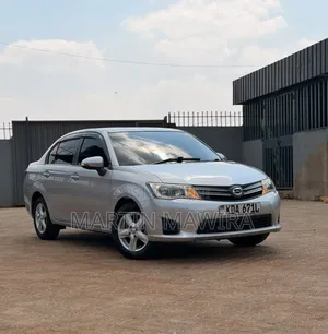 Toyota Axio 2013 Silver
