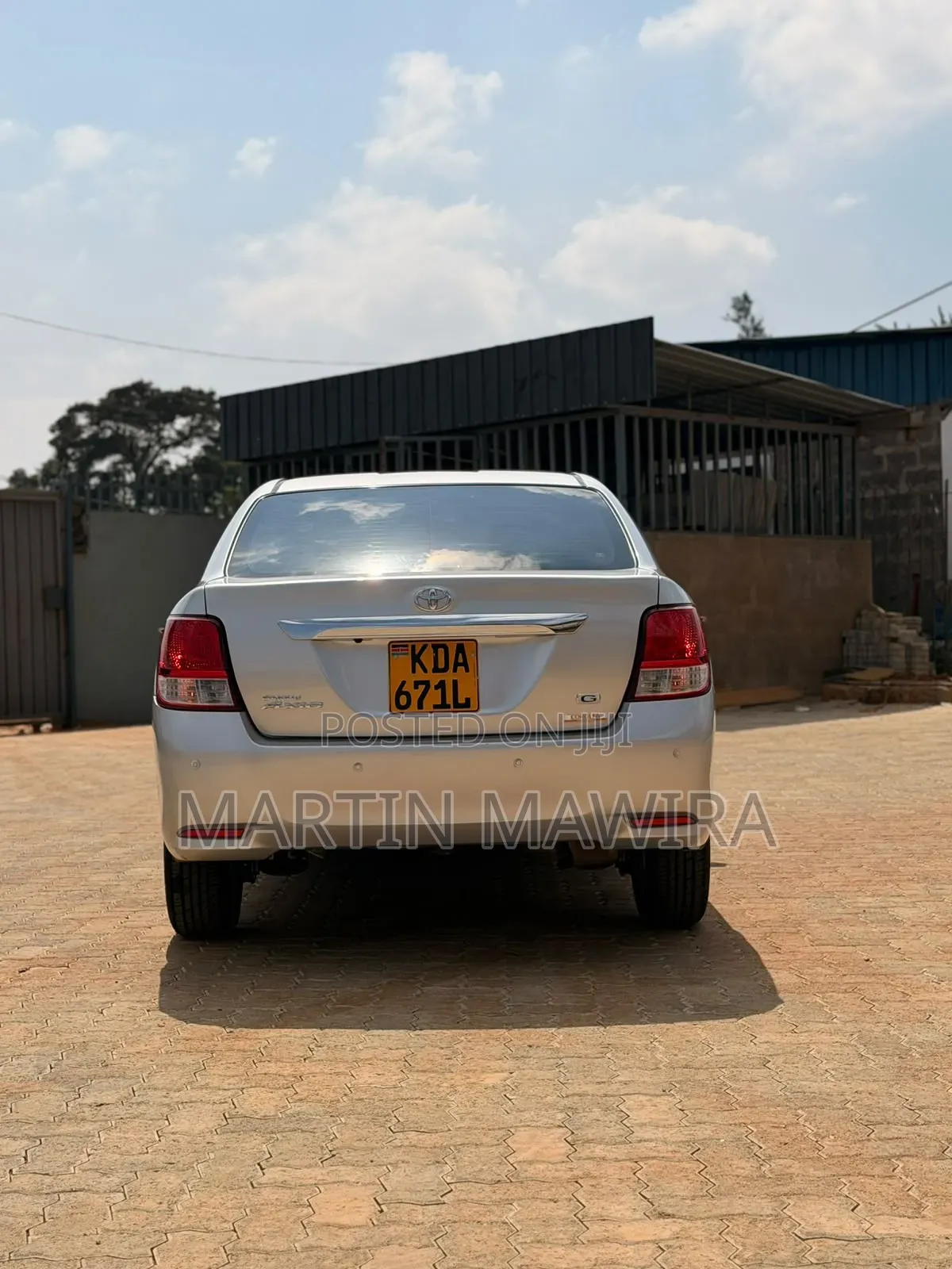 Toyota Axio 2013 Silver