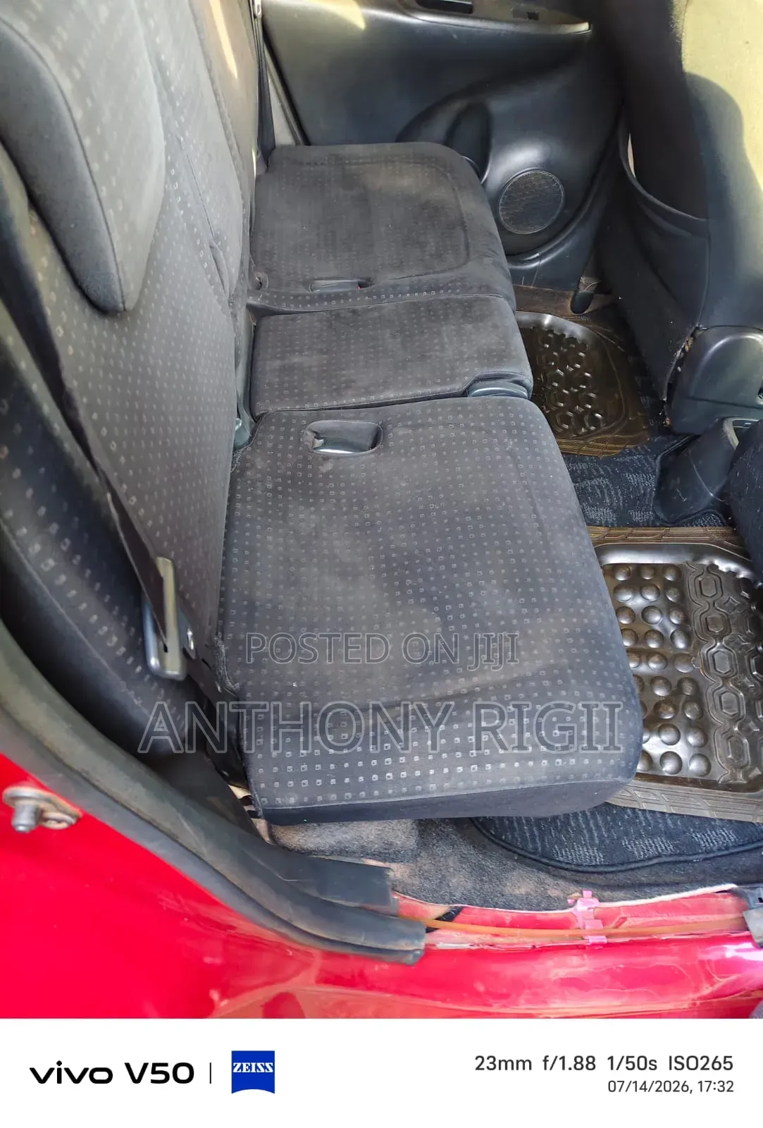 Toyota Ractis 1.5 FWD 2010 Red