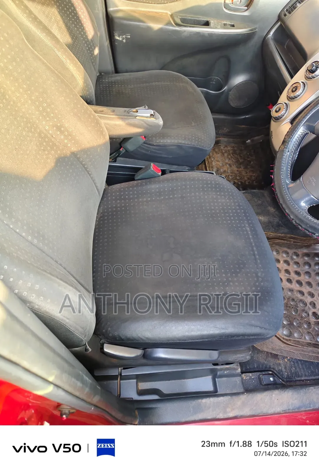 Toyota Ractis 1.5 FWD 2010 Red