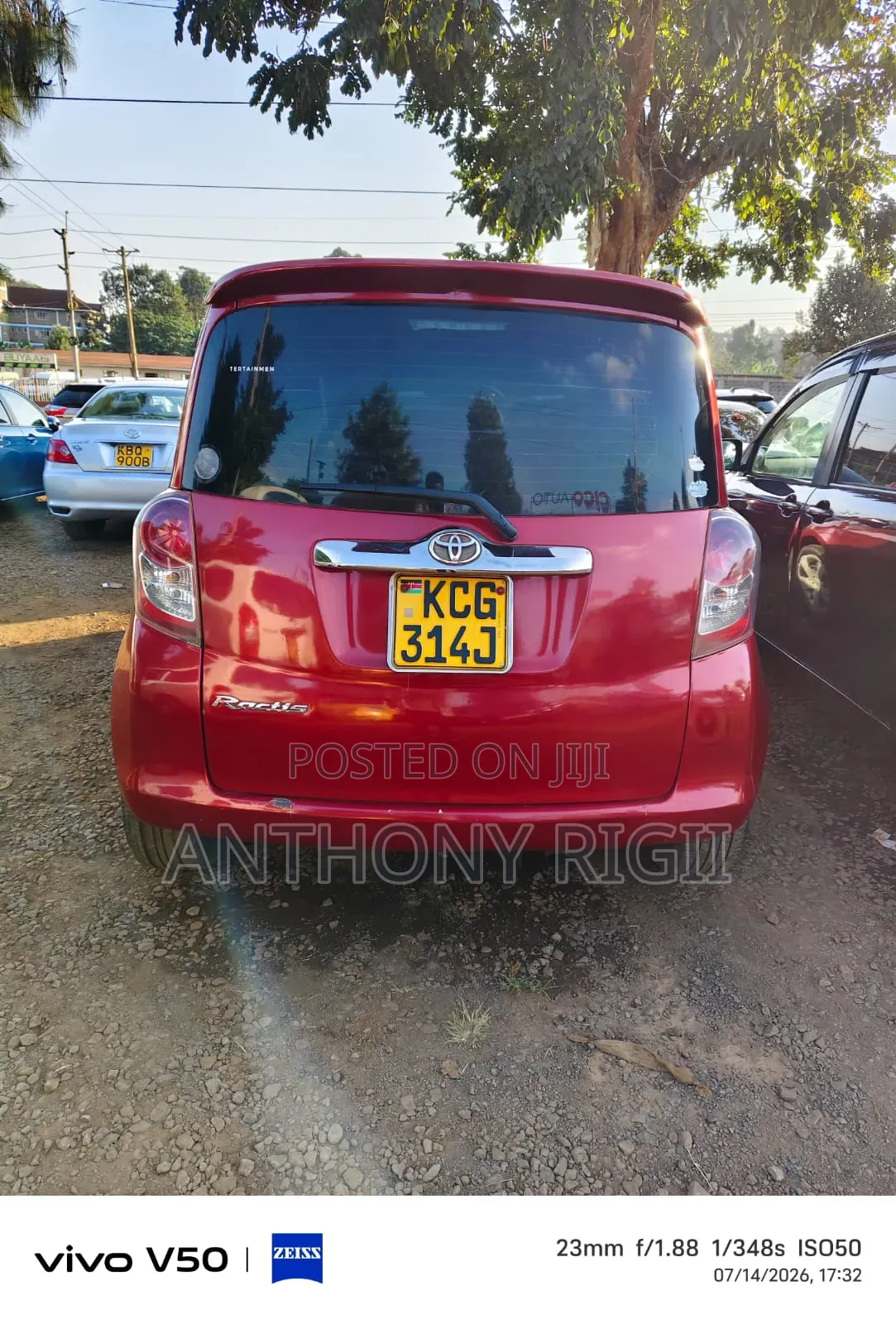Toyota Ractis 1.5 FWD 2010 Red