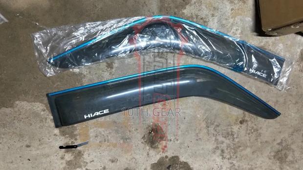 Windbreaker /Window Visor Toyota Hiace 5L