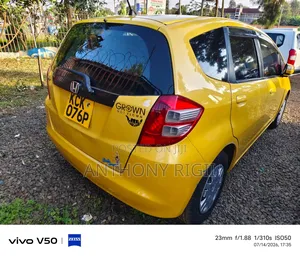 Honda Fit Automatic 2011 Yellow