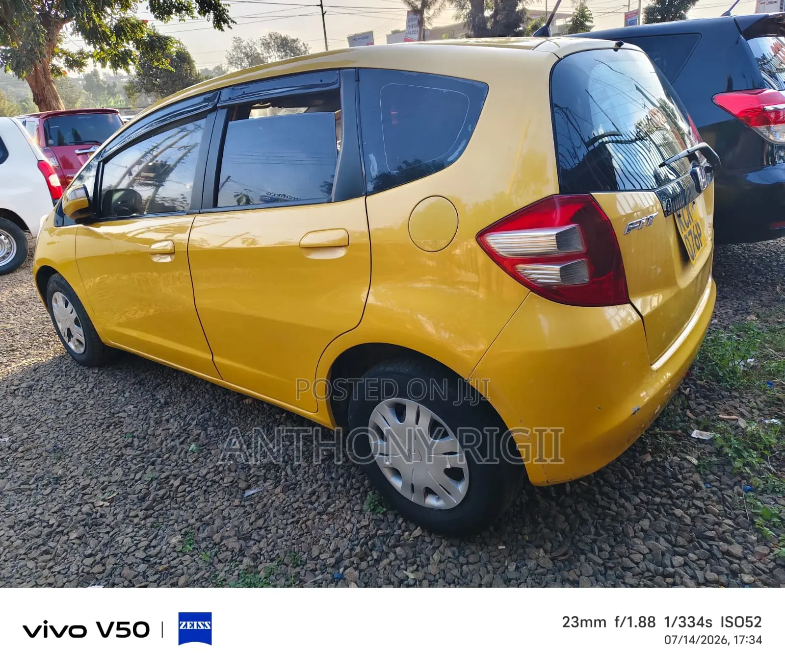 Honda Fit Automatic 2011 Yellow