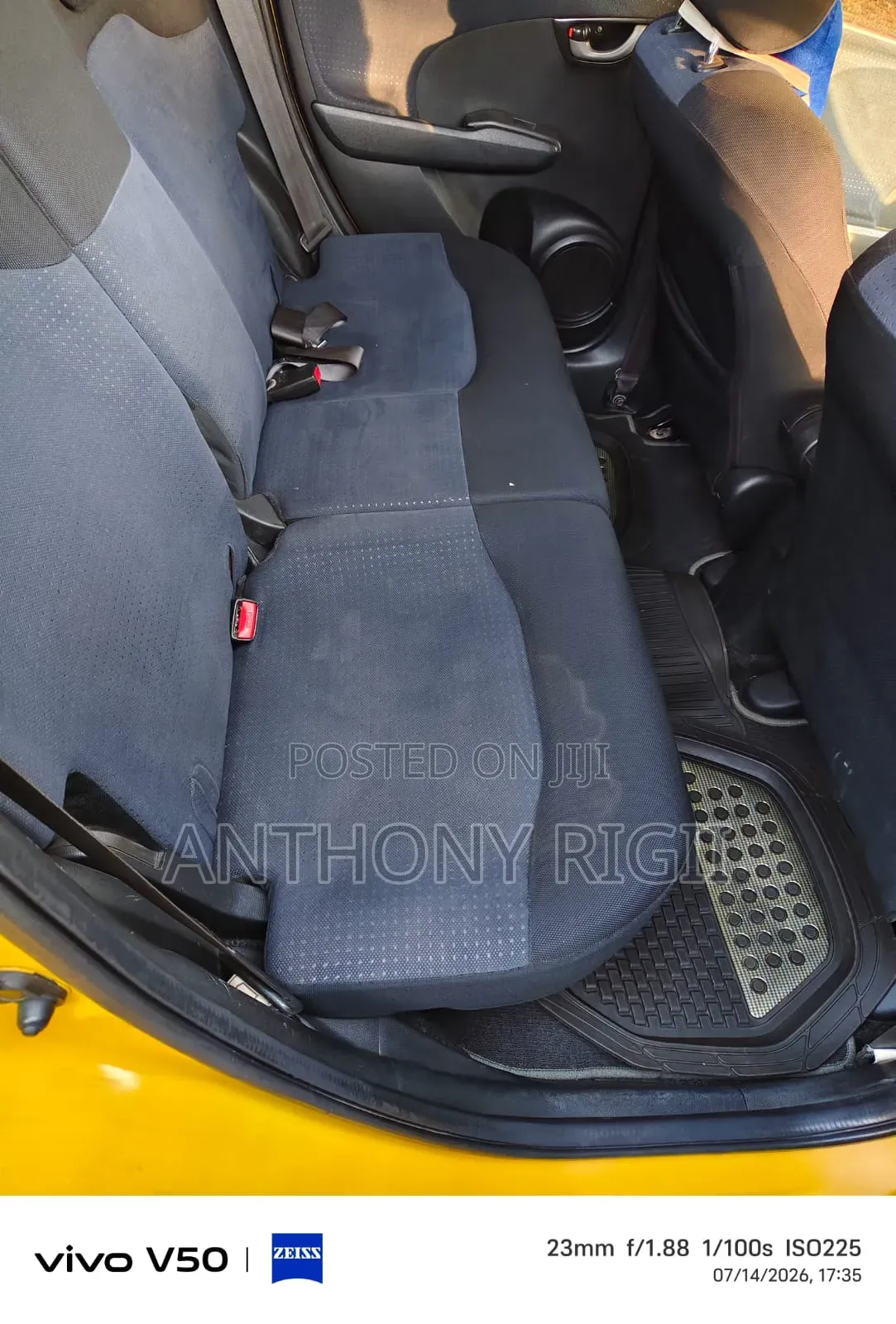 Honda Fit Automatic 2011 Yellow