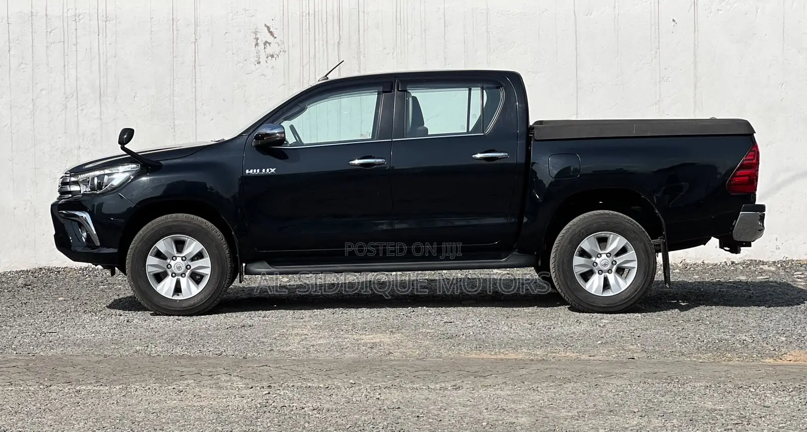 Toyota Hilux Revo Double Cab Deisel 2.4 AWD 2018 Black