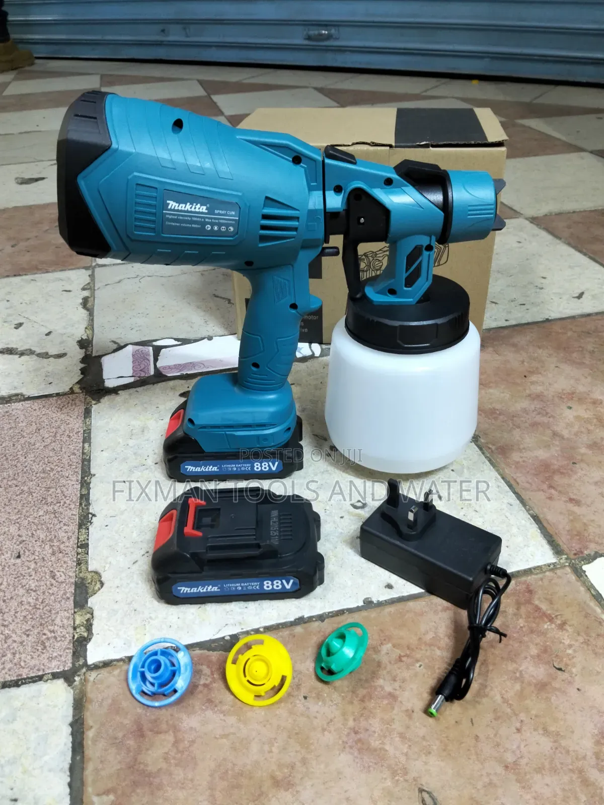 Top Makita Rechargeable Cordless Spray 88v 2 Battery 3 Nozles