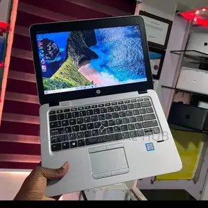 Laptop HP EliteBook 820 G4 8GB Intel Core i5 SSD 256GB