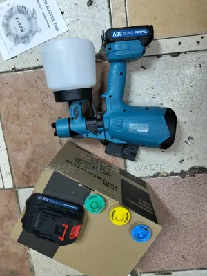 Makita CORDLESS FINE PAINT SPRAYER 88V 2 Battery Charger 3 Nozzles