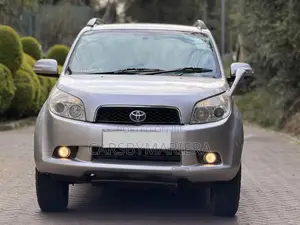 Toyota Rush 2007 Silver