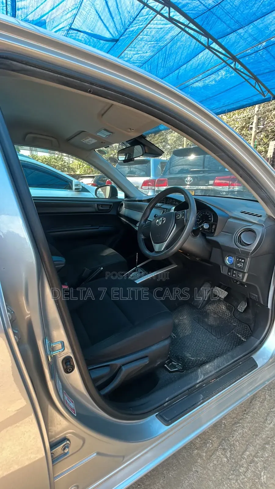 Toyota Corolla Fielder 2022 Silver