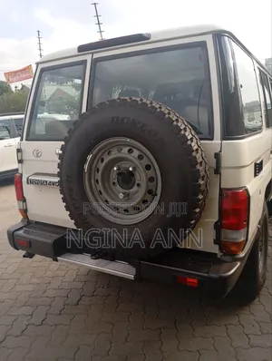 Toyota Land Cruiser 2024 White
