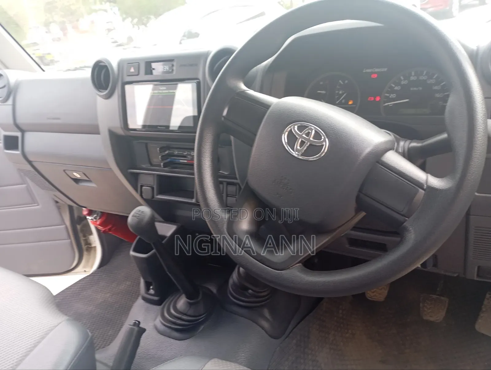 Toyota Land Cruiser 2024 White