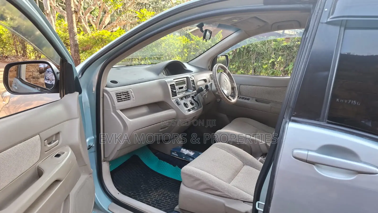 Toyota Raum 2006 Gray