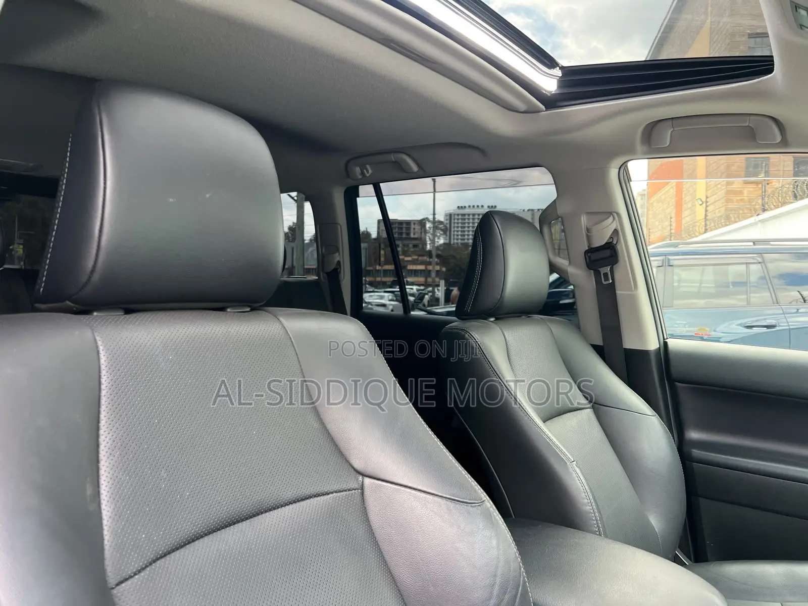Toyota Land Cruiser Prado 2.7 2020 Pearl