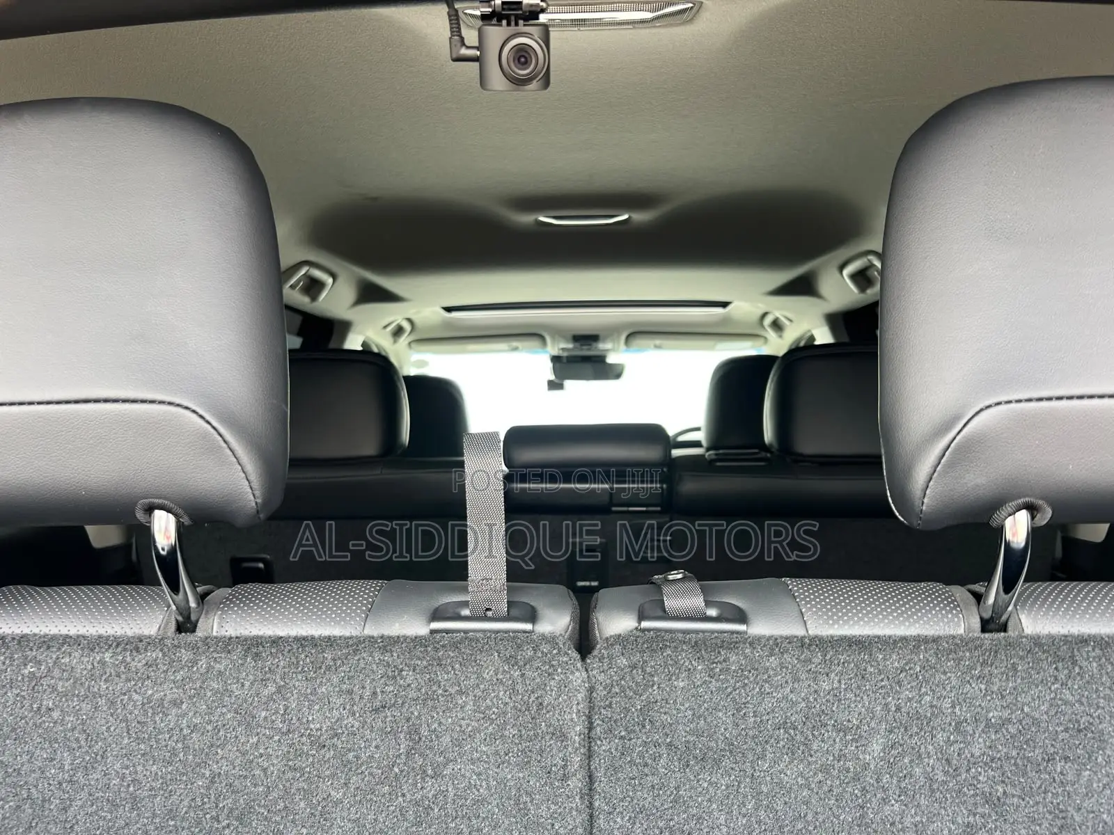 Toyota Land Cruiser Prado 2.7 2020 Pearl