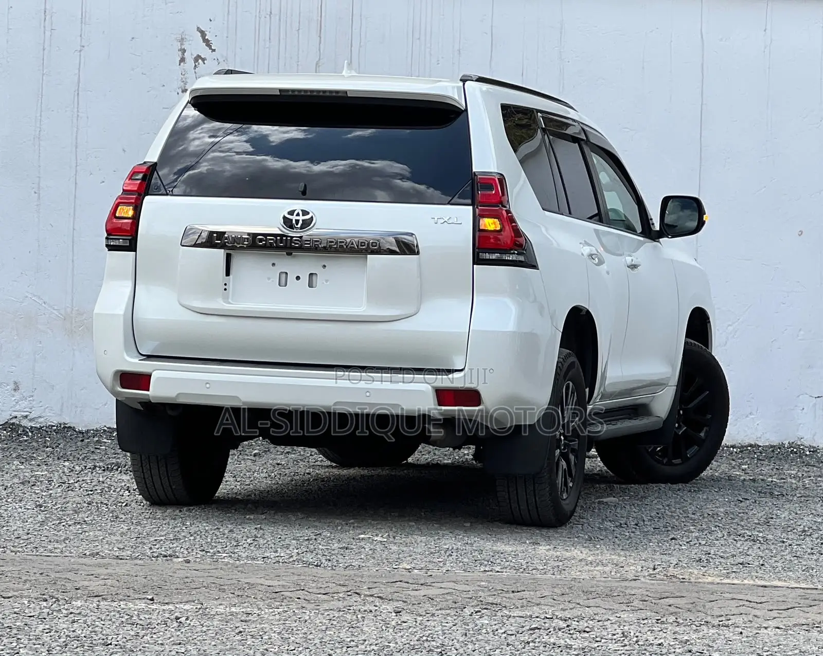 Toyota Land Cruiser Prado 2.7 2020 Pearl