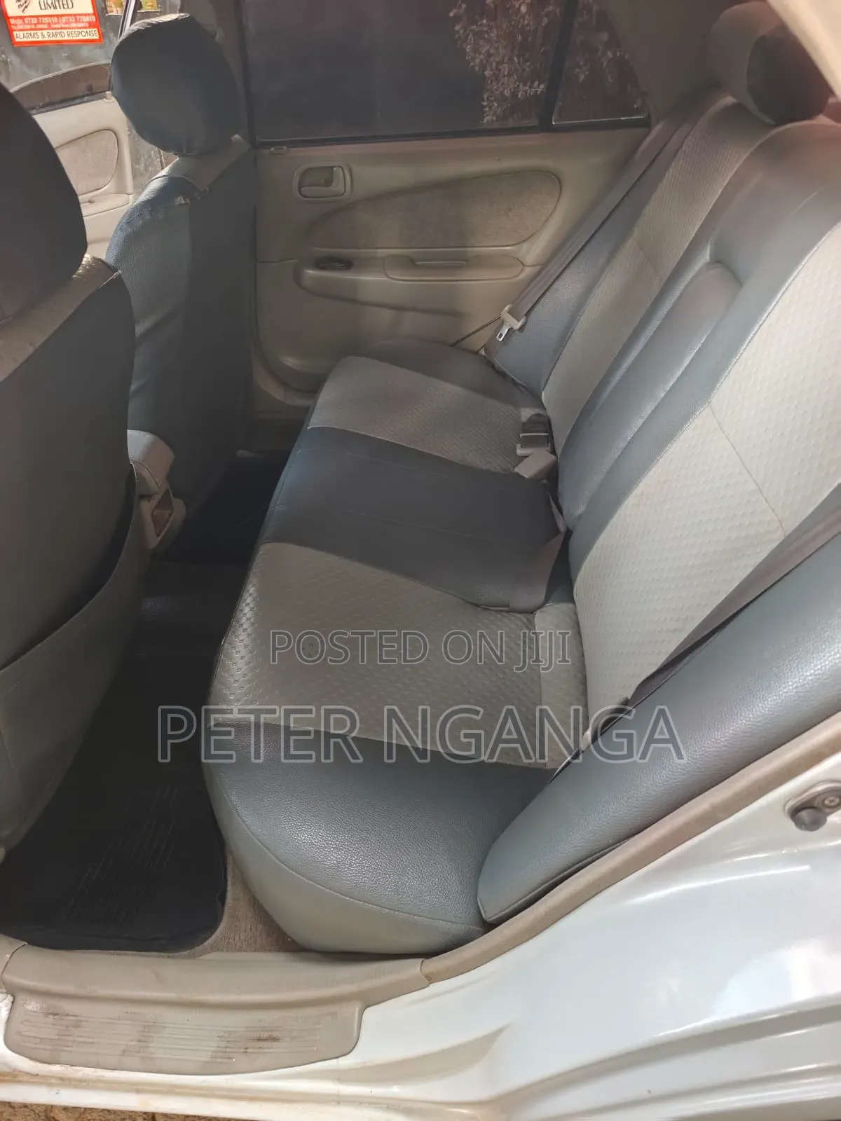 Toyota Corolla 1999 White