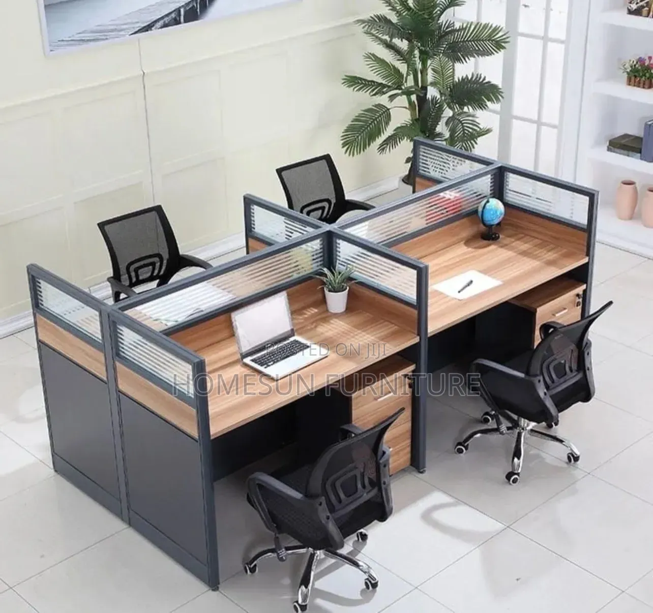 4-Seater Office Workstation With Privacy Partitions