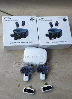 Dual Lavalier Microphone With Type C iPhone Connectivity QY88