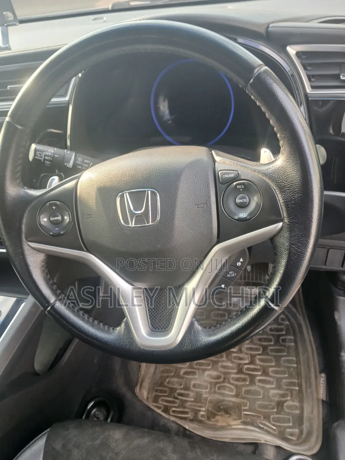 Honda Fit Shuttle 2015 Silver