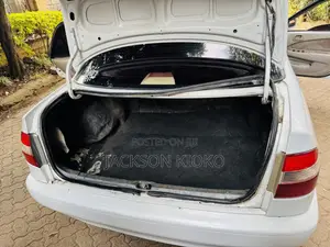 Toyota Corolla Sedan Automatic 1998 Beige