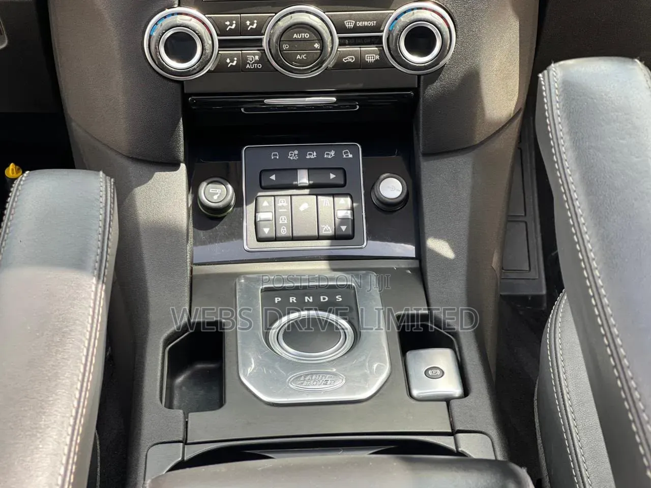 Land Rover Discovery 2014 White