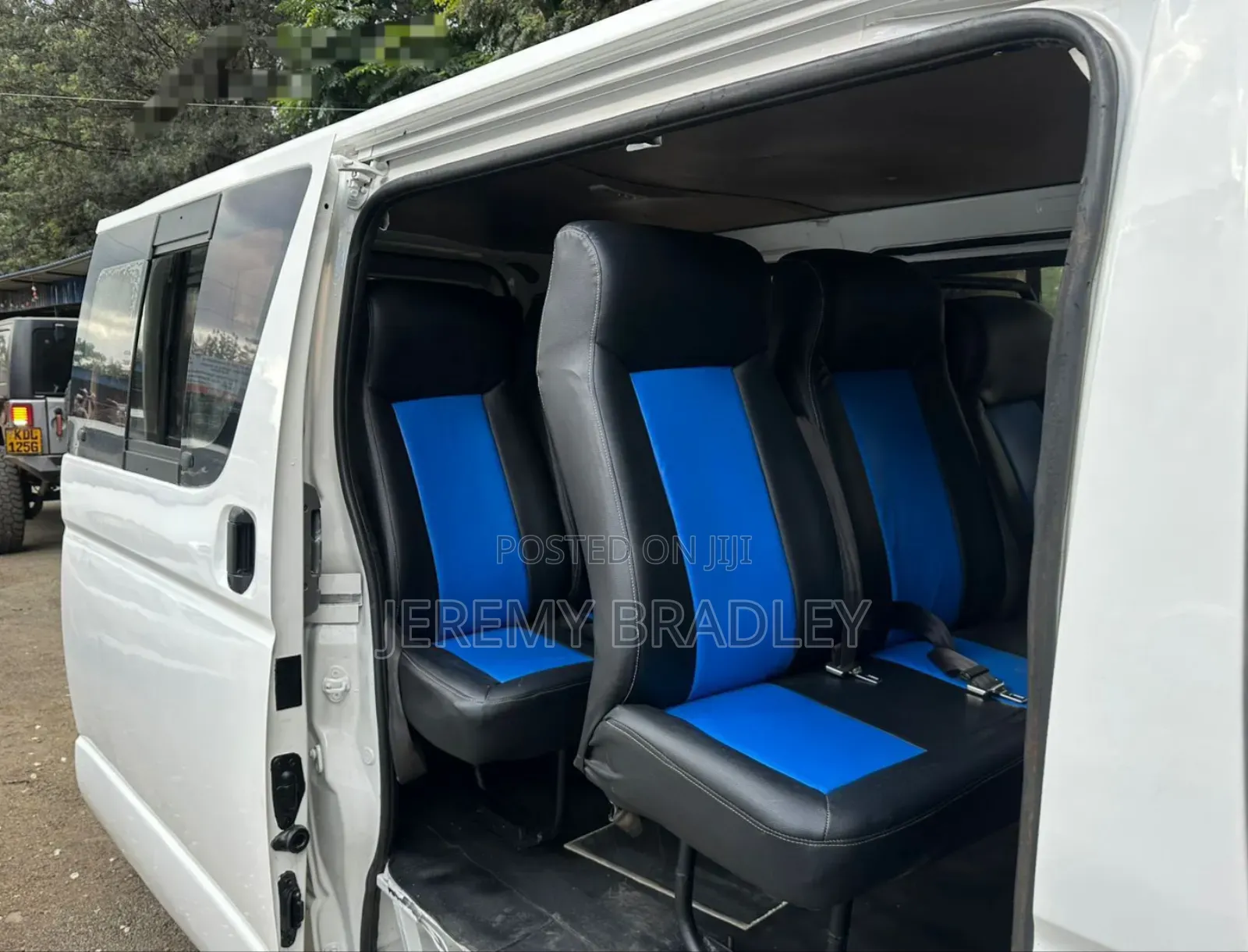 Toyota HiAce 2012 White