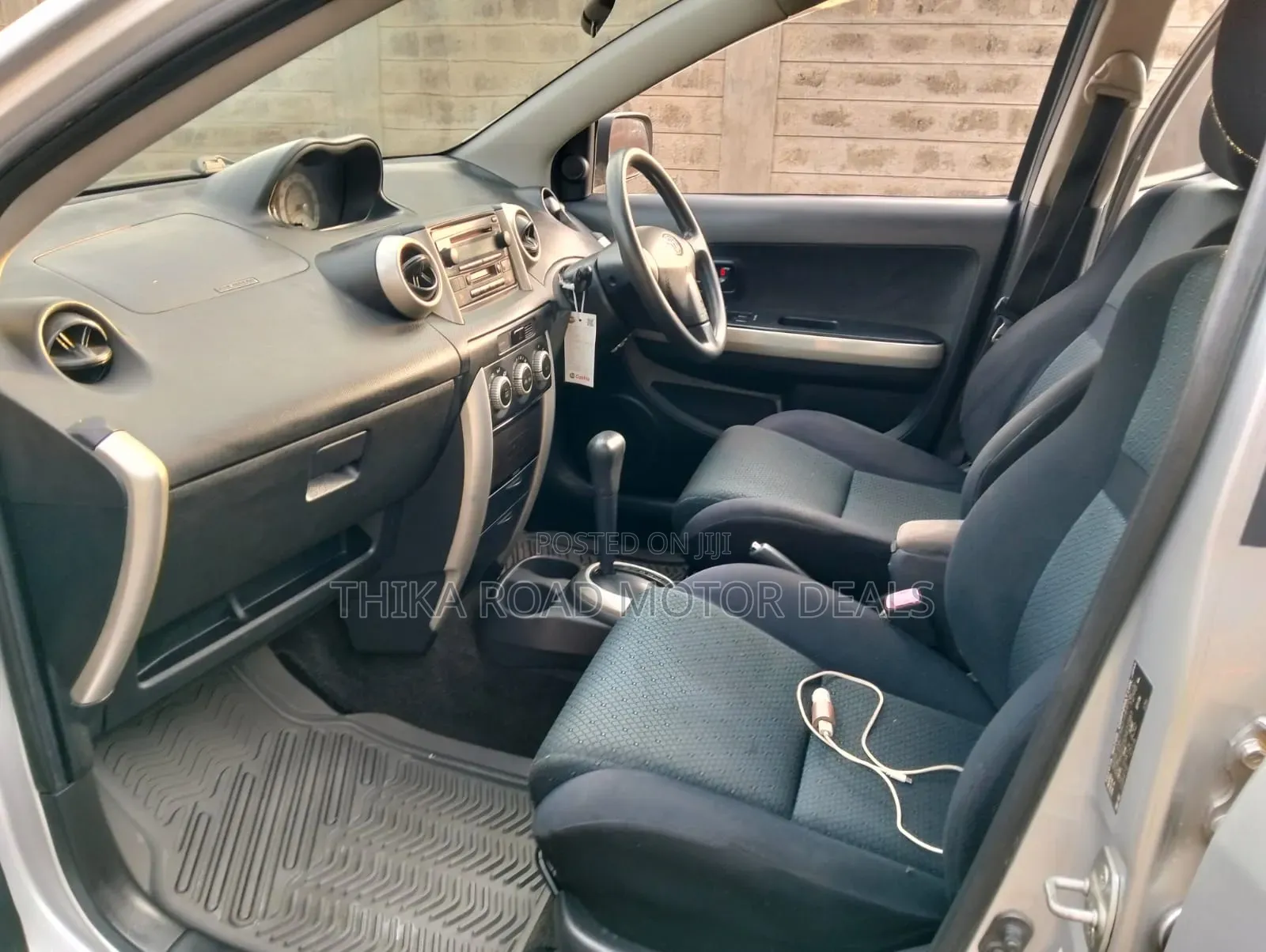 Toyota IST 2006 Silver