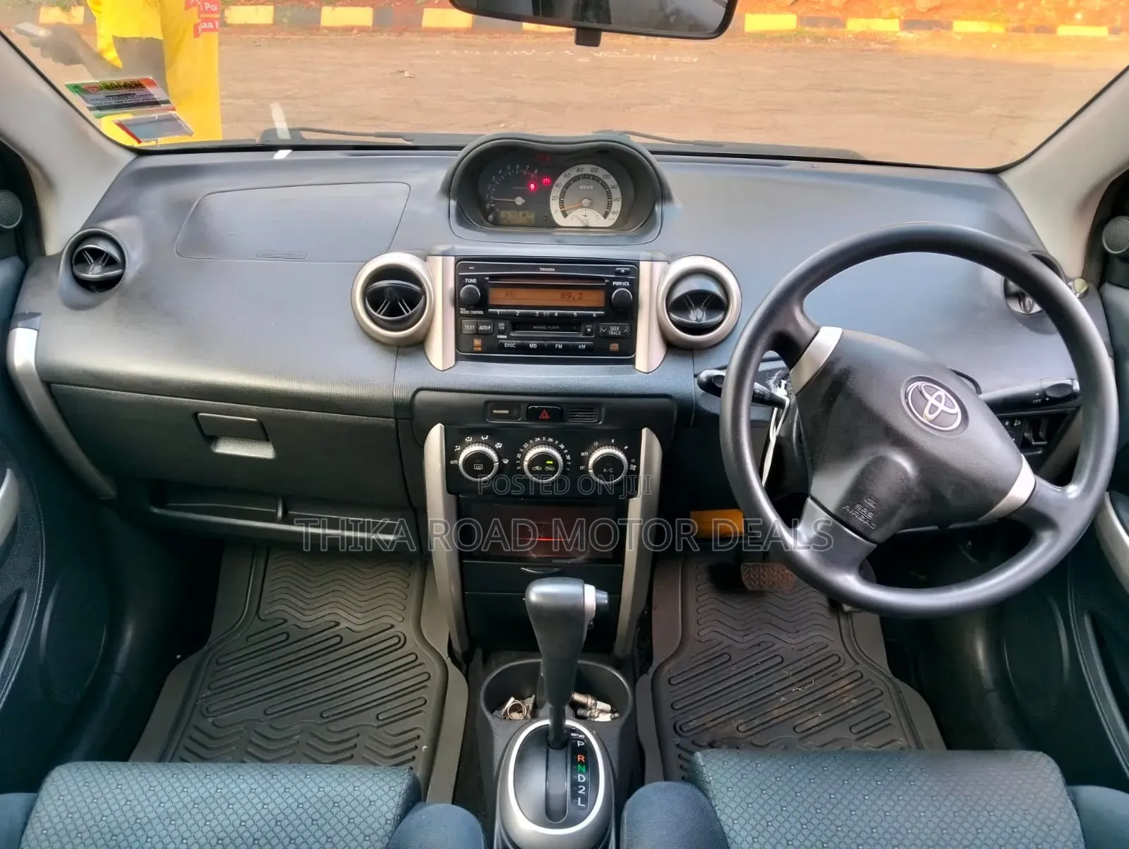 Toyota IST 2006 Silver
