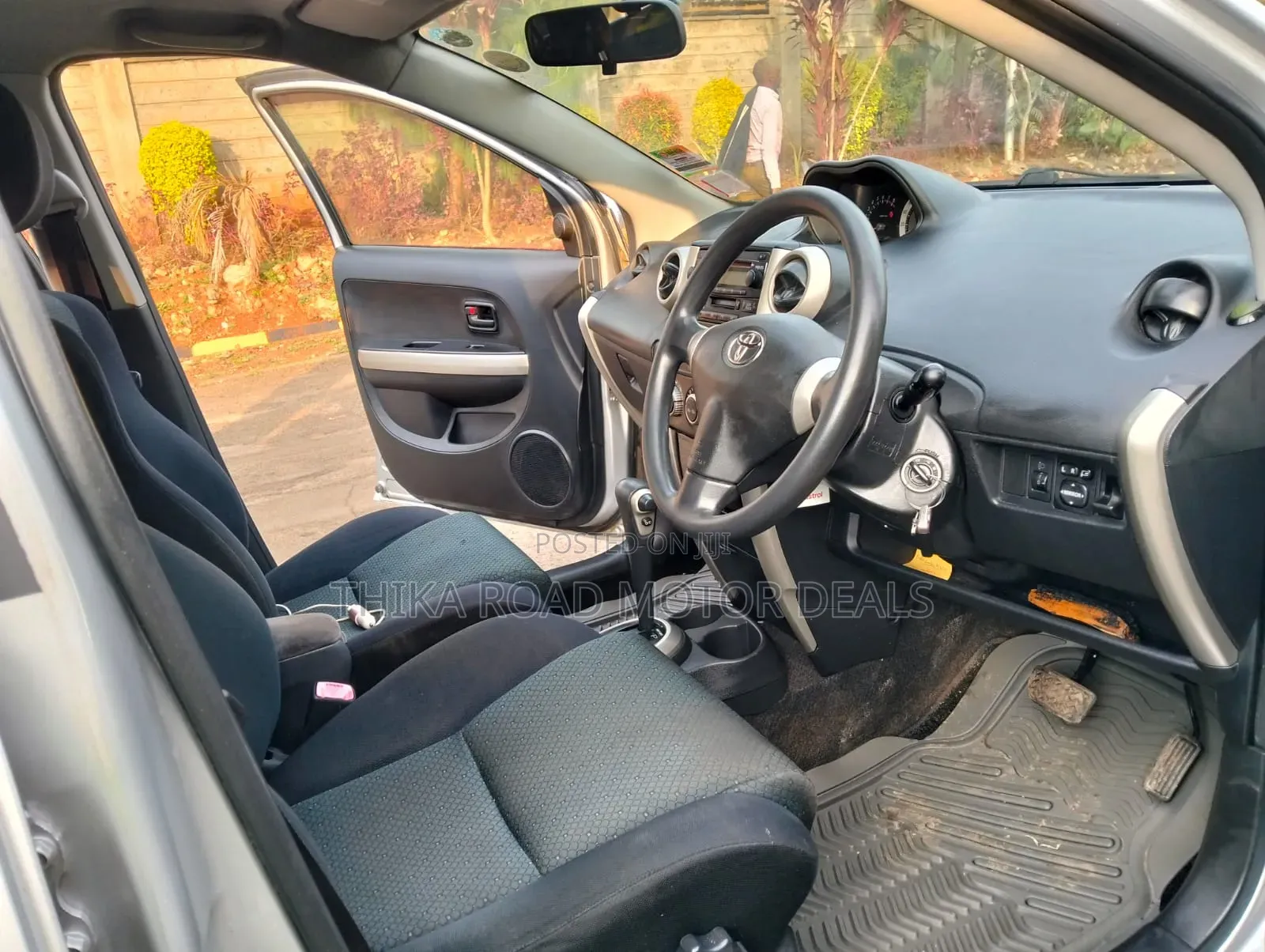 Toyota IST 2006 Silver