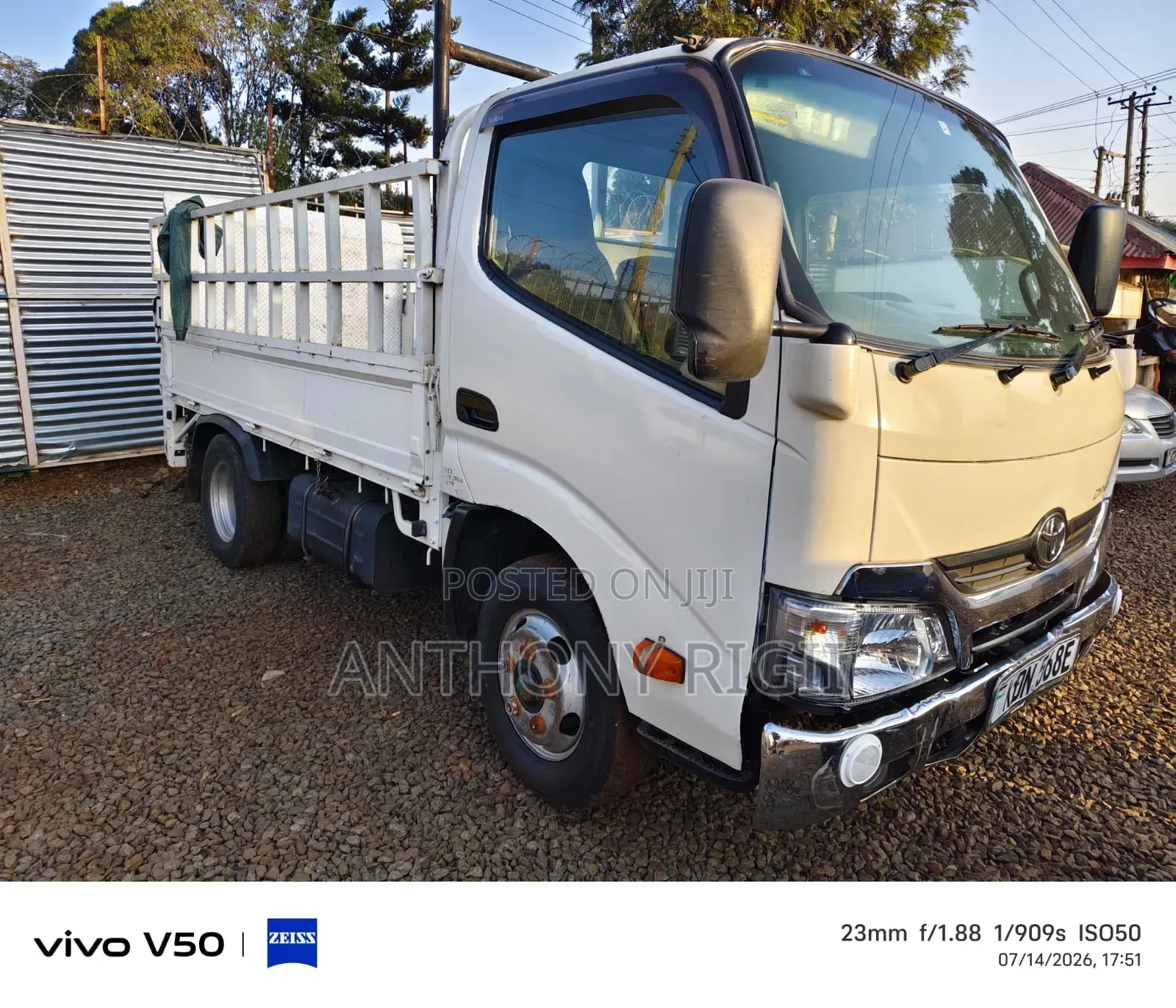 Toyota Dyna 2017 White