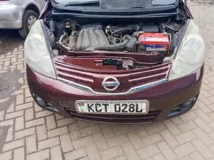 Nissan Note 2011 Maroon