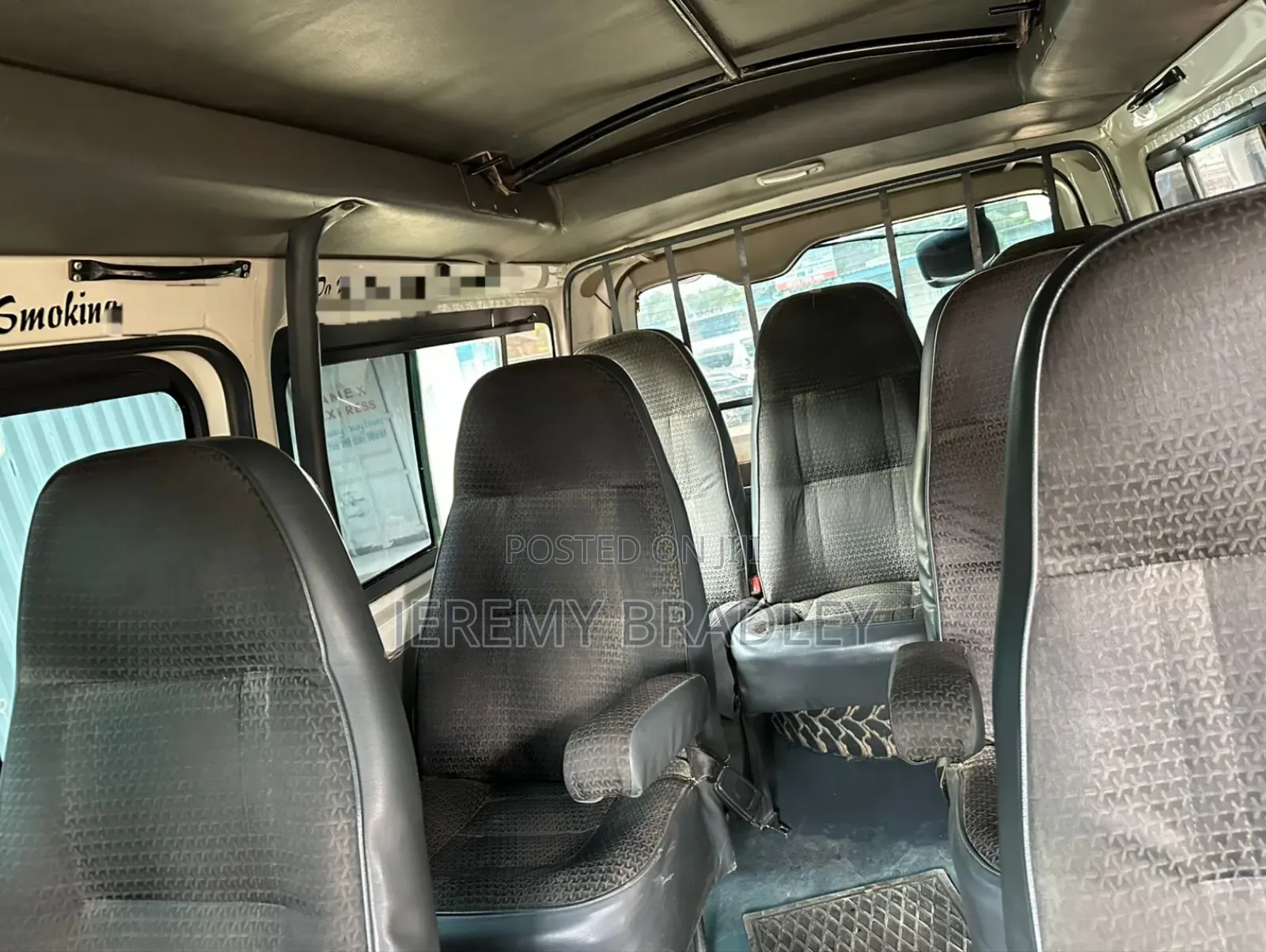 Toyota HiAce 2016 White
