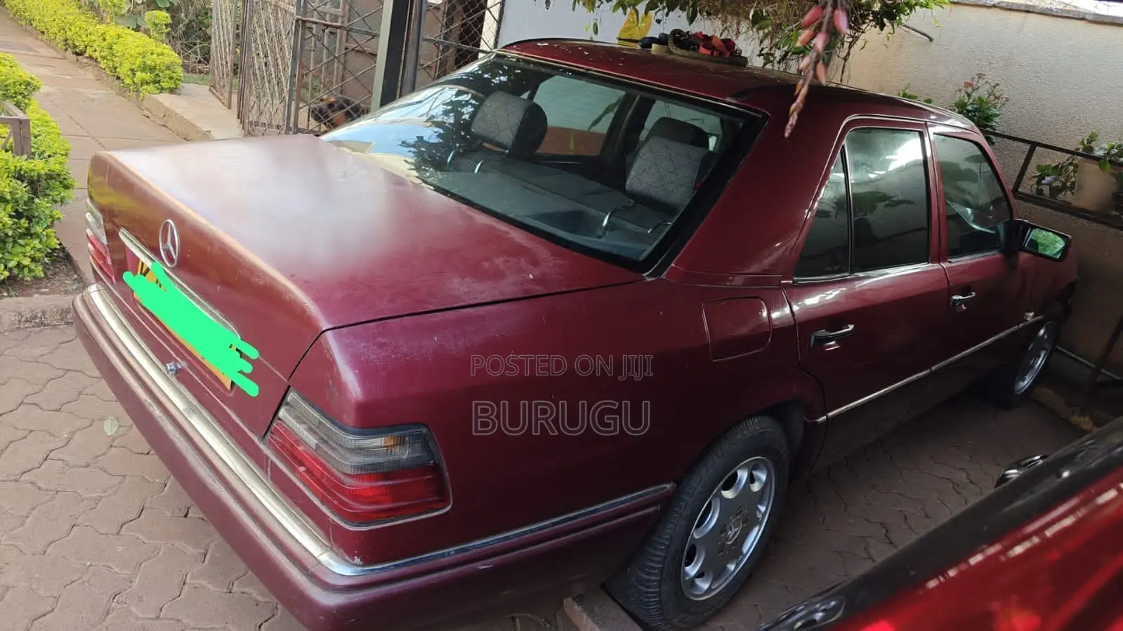Mercedes-Benz E-Class 2022 Maroon