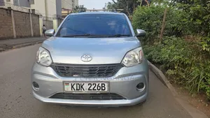 Toyota Passo 2017 Silver