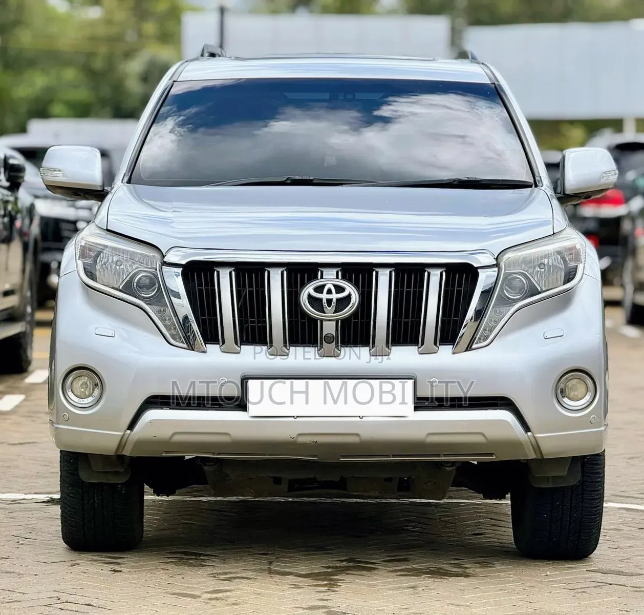 Toyota Land Cruiser Prado 2016 Silver