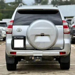Toyota Land Cruiser Prado 2016 Silver
